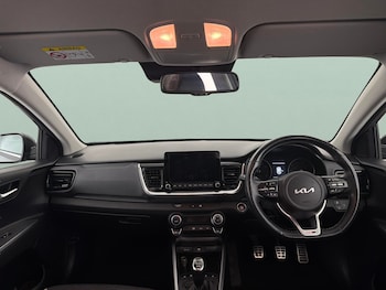 Used Kia Stonic 2022 for sale - 79446469: Photo