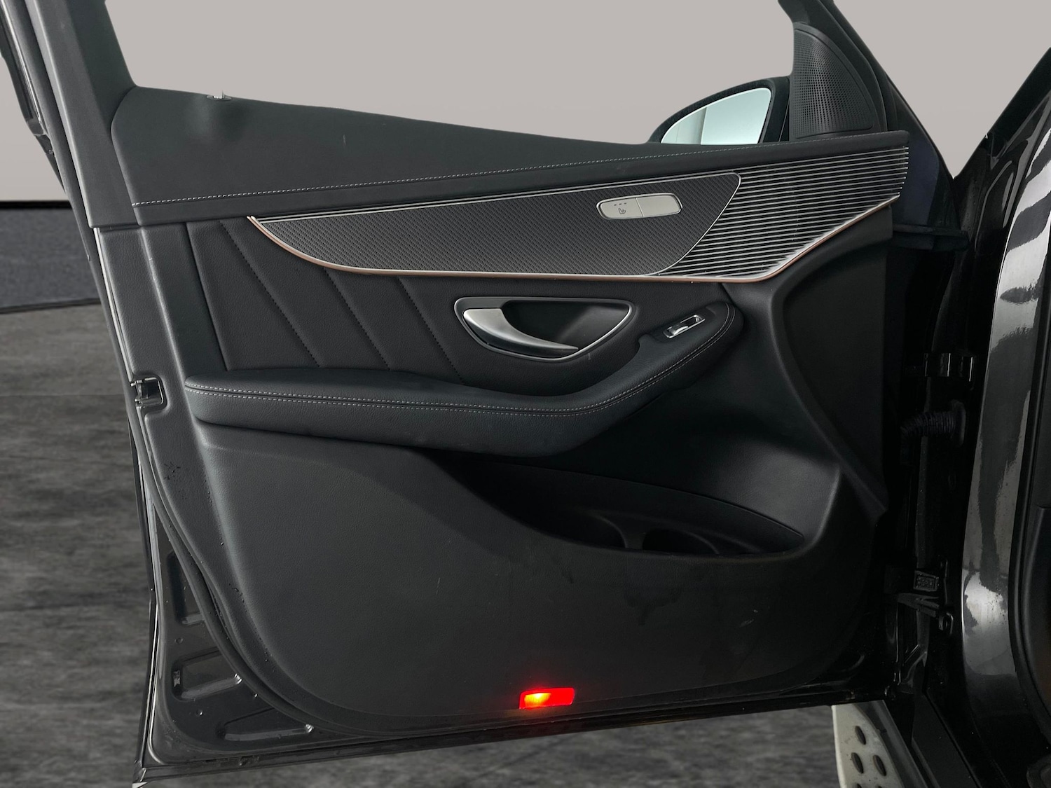 Used Mercedes-Benz EQC 2022 for sale - 78178184: Photo 33