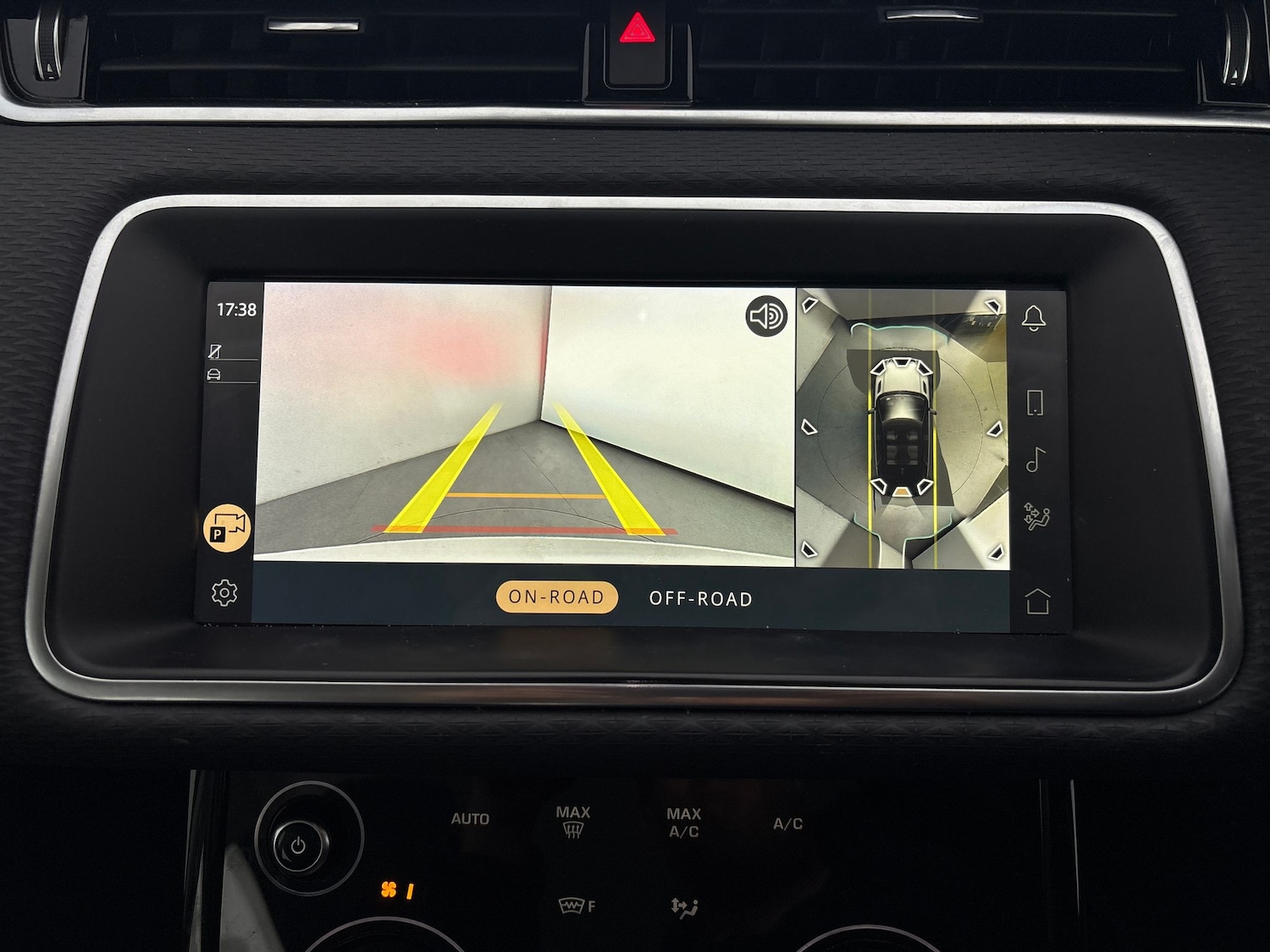 Used Land Rover Range Rover Evoque 2021 for sale - 76353538: Photo 28