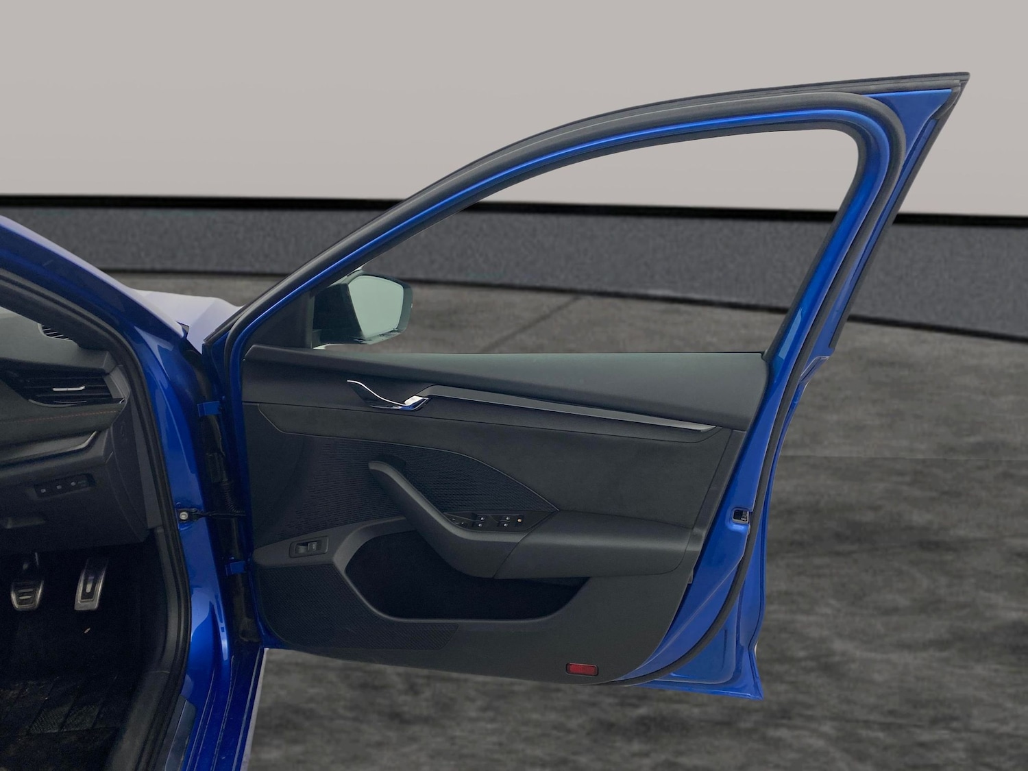 Used Skoda Octavia 2023 for sale - 77138063: Photo 27