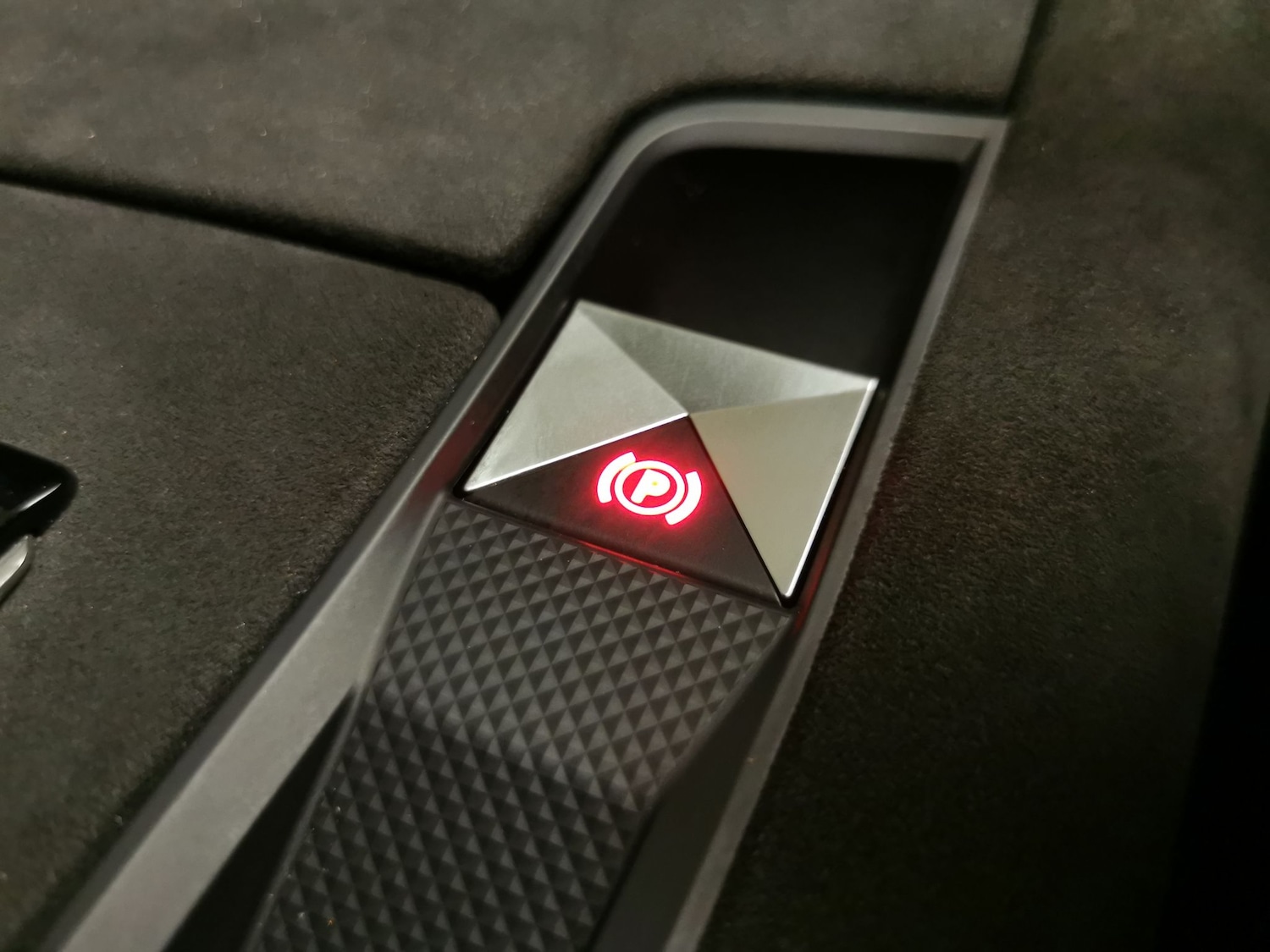 Used DS Automobiles DS 7 Crossback 2022 for sale - 76390335: Photo 28