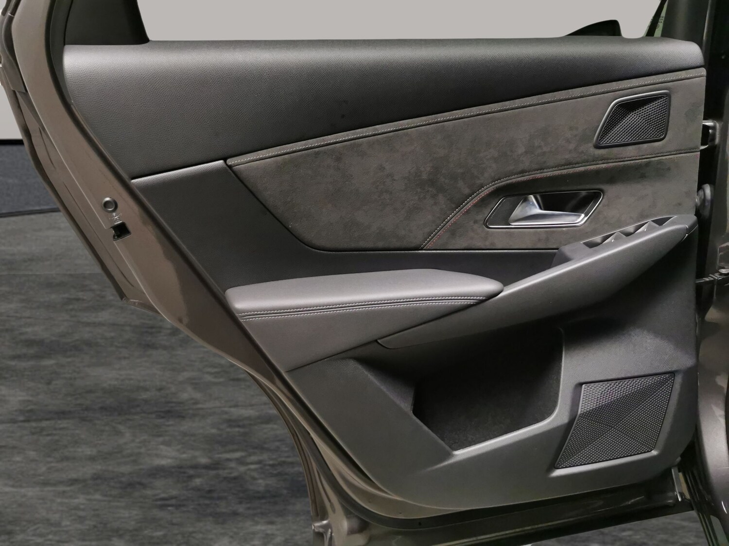 Used DS Automobiles DS 7 Crossback 2022 for sale - 76390335: Photo 37