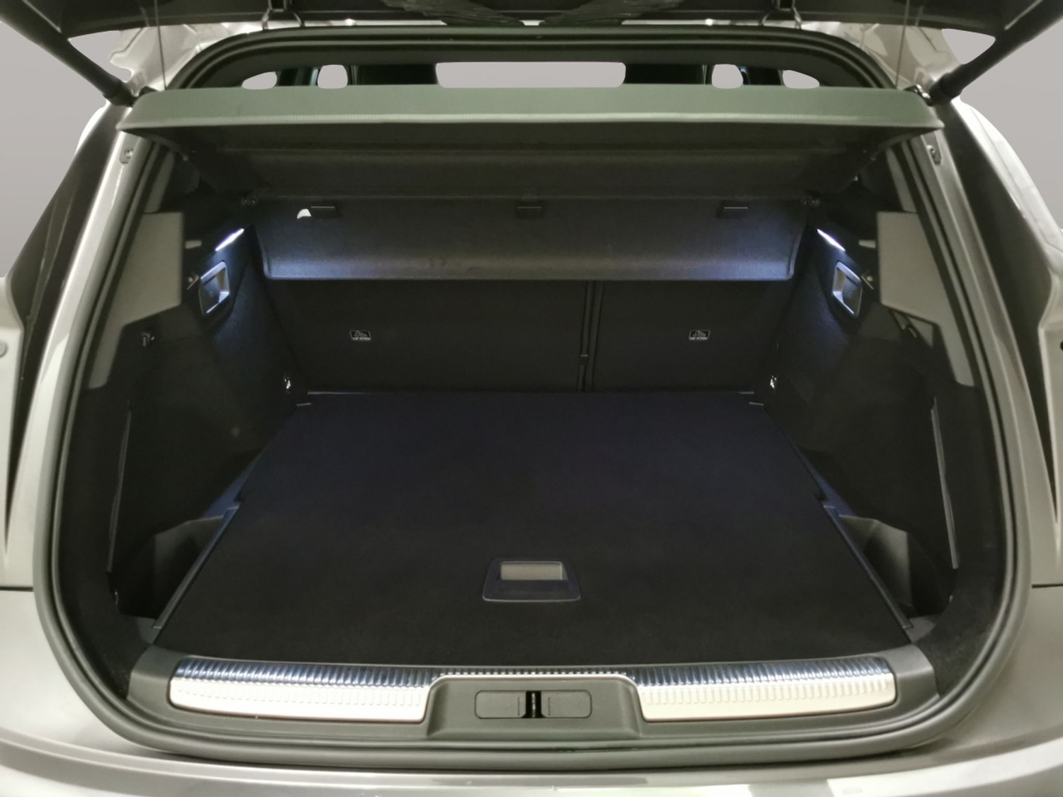 Used DS Automobiles DS 7 Crossback 2022 for sale - 76390335: Photo 43