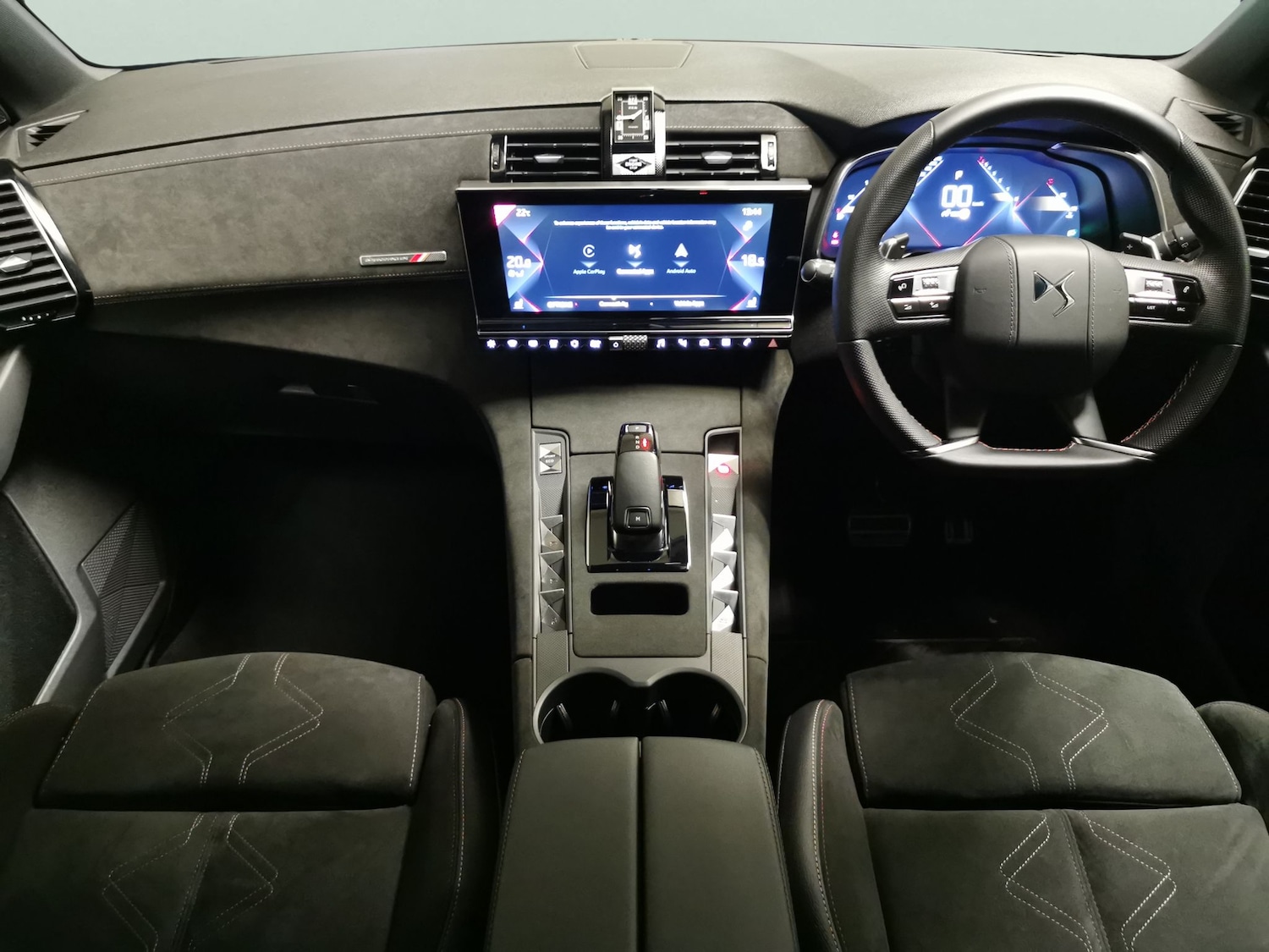 Used DS Automobiles DS 7 Crossback 2022 for sale - 76390335: Photo 9