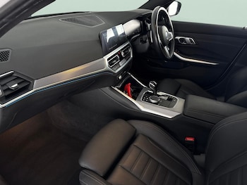 Used BMW 3 Series 2021 for sale - 76616029: Photo