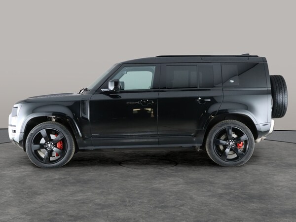 Used Land Rover Defender 110 2023 for sale - 76182304: Photo 17