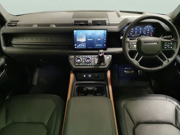 Used Land Rover Defender 110 2023 for sale - 76182304: Photo 9