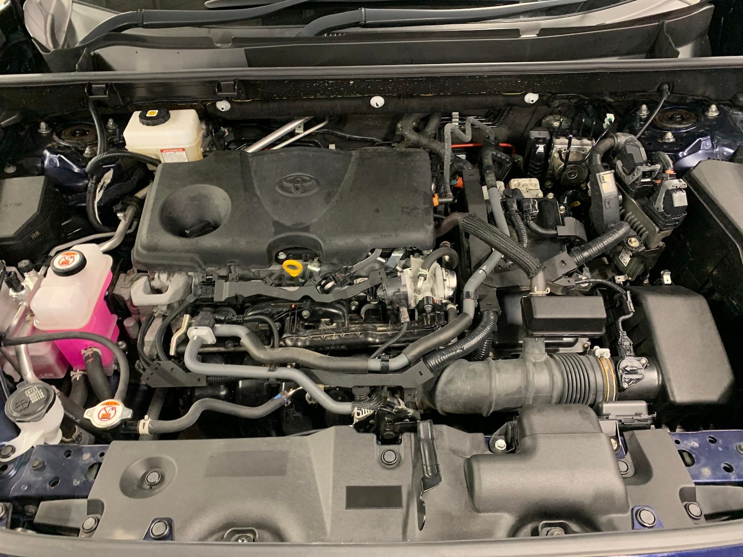 Used Toyota RAV4 2022 for sale - 76875417: Photo 31