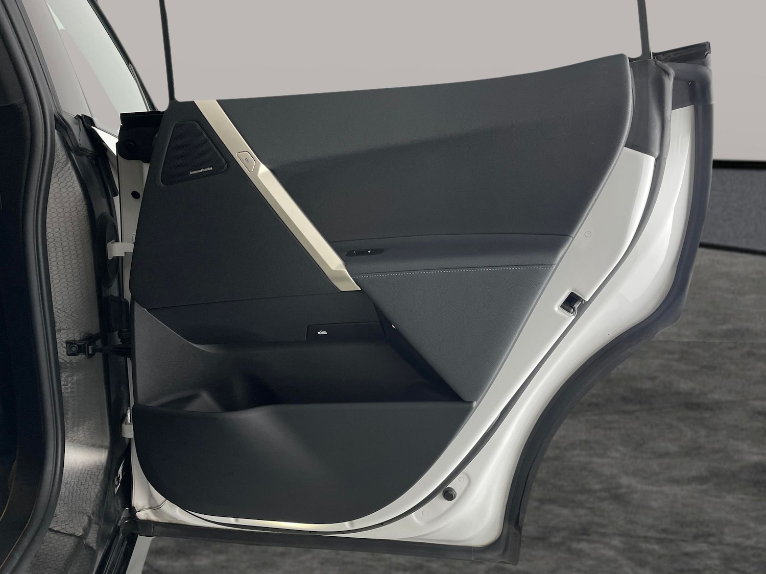 Used BMW iX 2022 for sale - 77149051: Photo 42