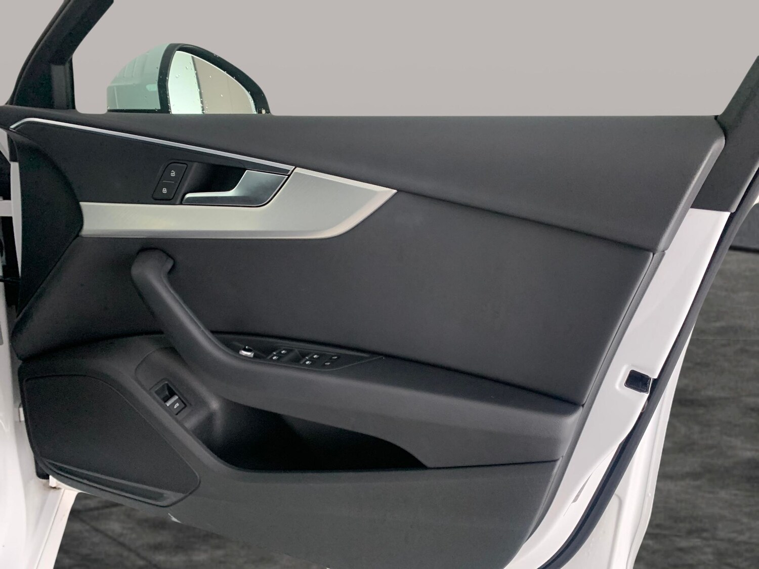 Used Audi A4 2023 for sale - 77493124: Photo 31