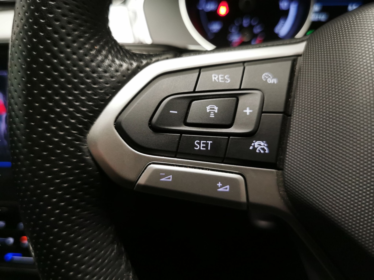 Used Volkswagen Passat 2022 for sale - 77076094: Photo 17