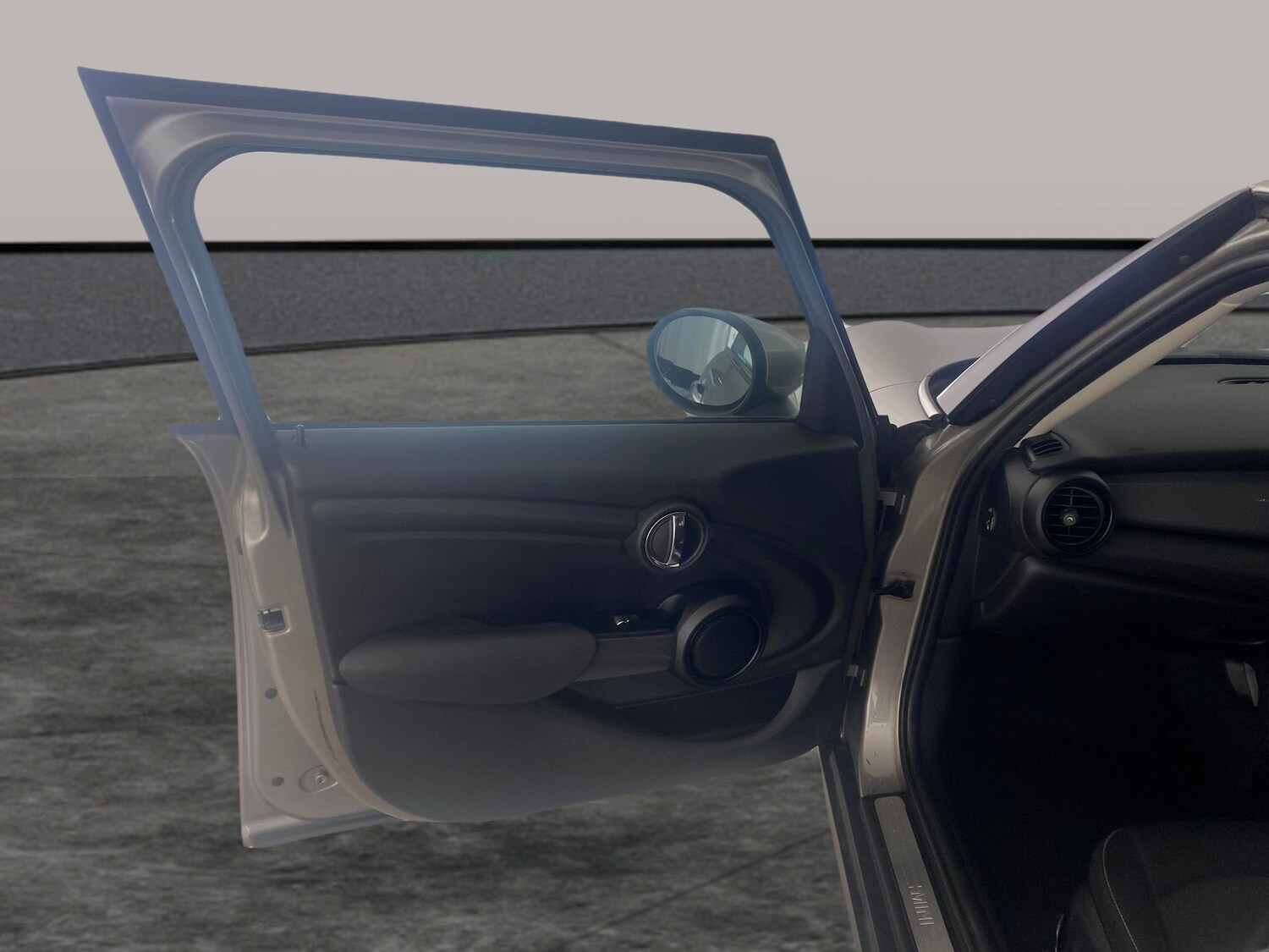 Used MINI Hatch 2019 for sale - 77576919: Photo 19