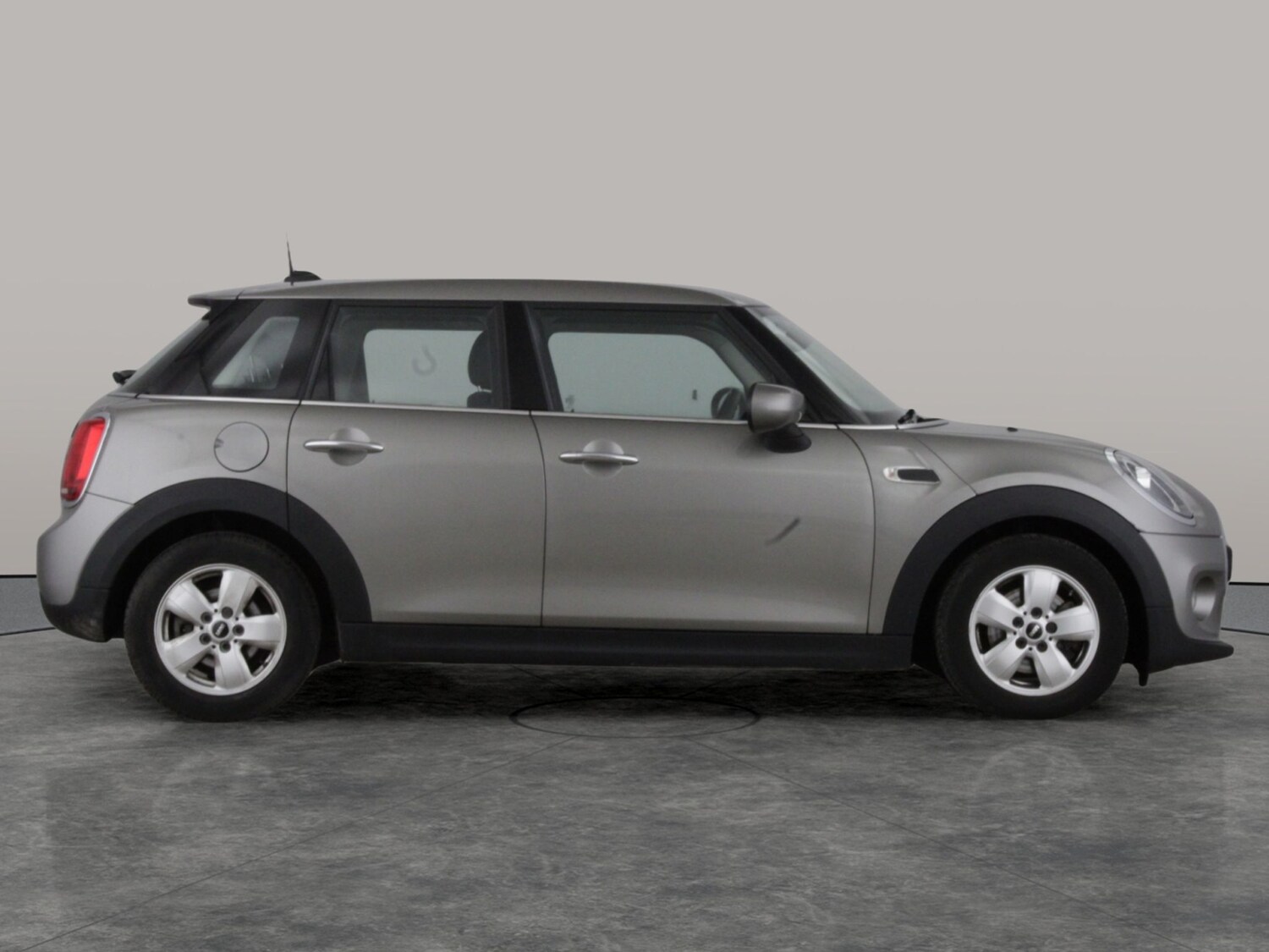 Used MINI Hatch 2019 for sale - 77576919: Photo 8