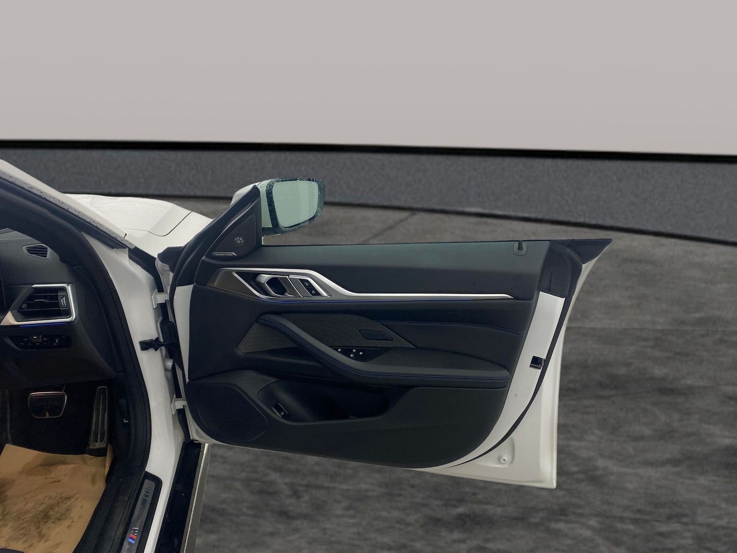 Used BMW i4 2022 for sale - 77413126: Photo 29