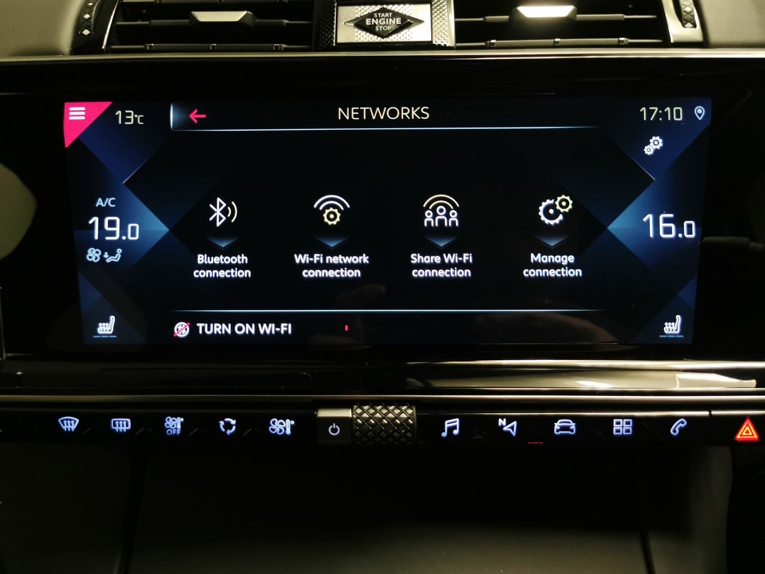 Used DS Automobiles DS 7 Crossback 2023 for sale - 77413099: Photo 17