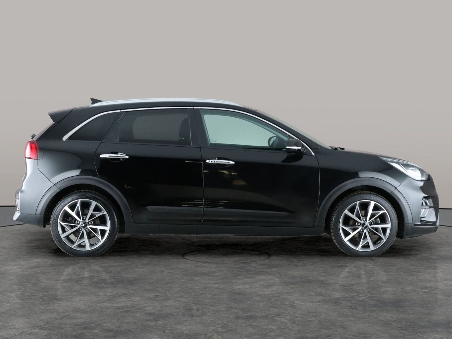 Used Kia Niro 2021 for sale - 76941230: Photo 10