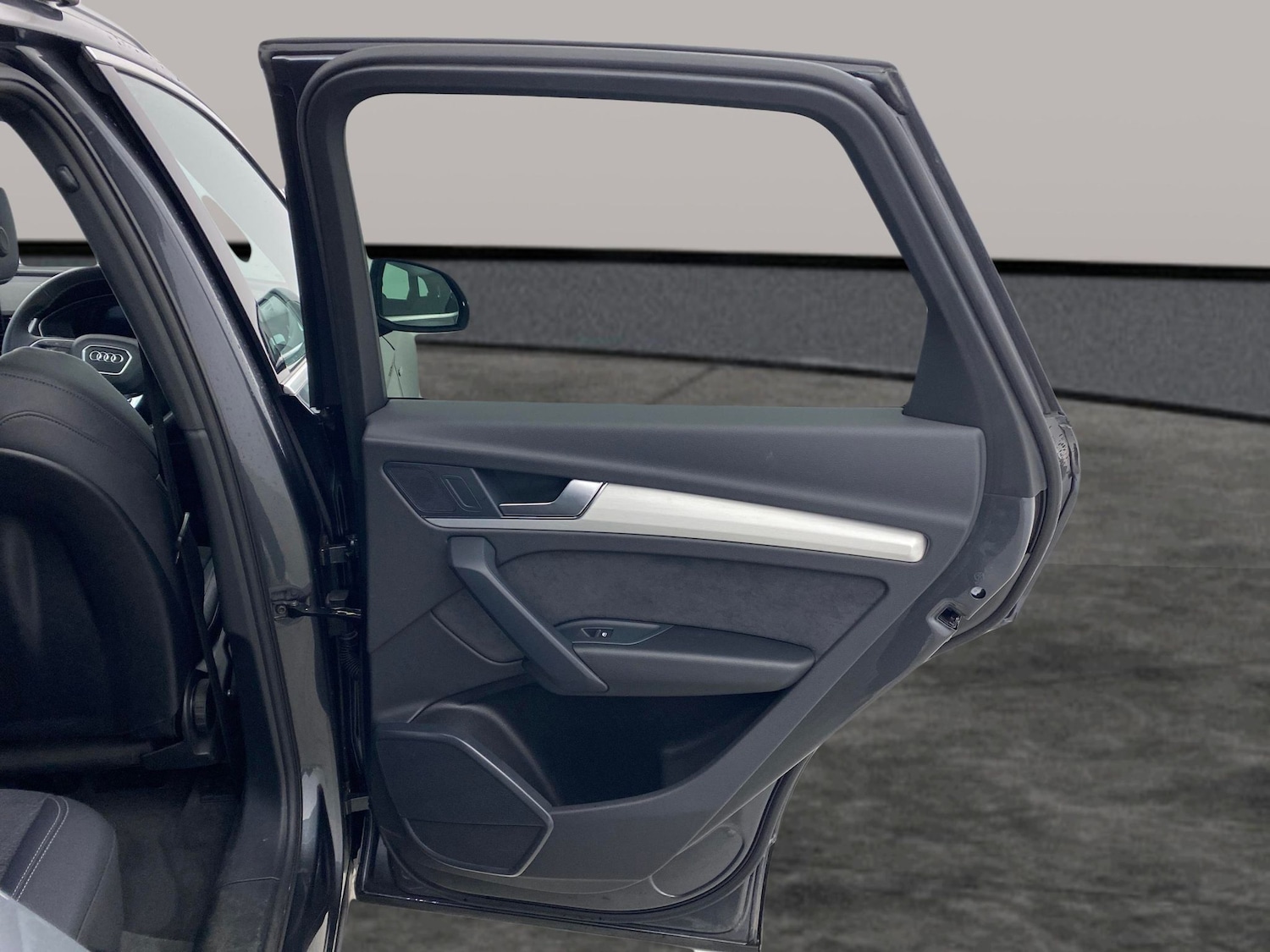 Used Audi Q5 2023 for sale - 76577775: Photo 27