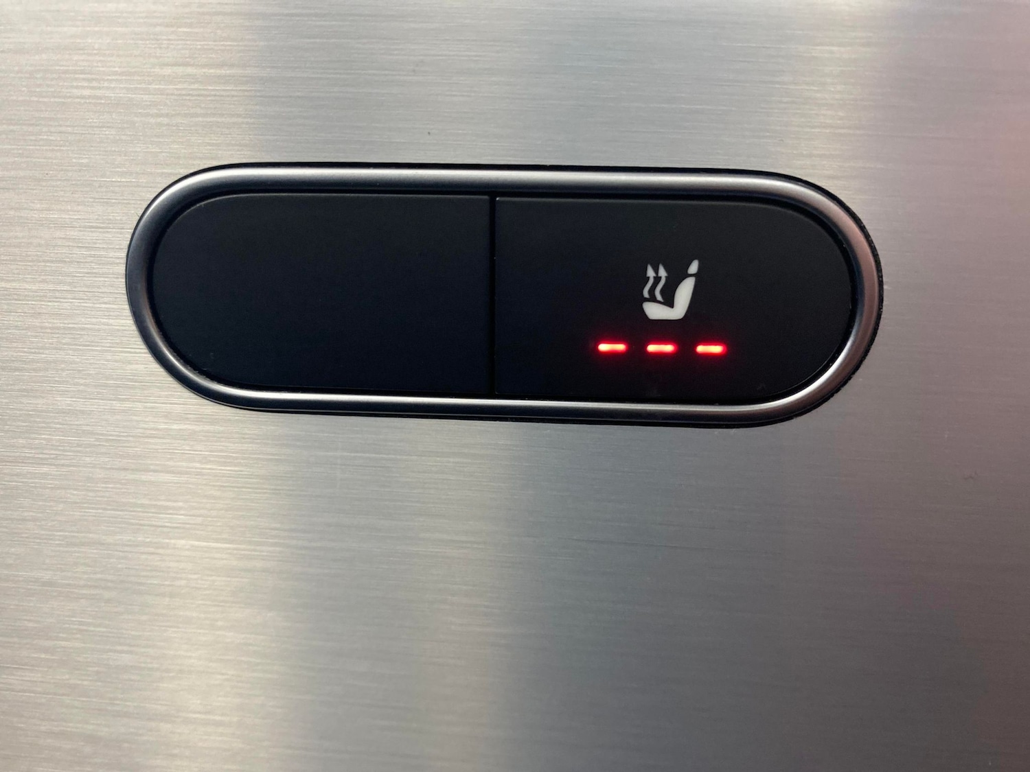 Used Mercedes-Benz EQA 2022 for sale - 77897279: Photo 16