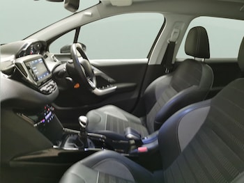 Used Peugeot 2008 2019 for sale - 79474331: Photo