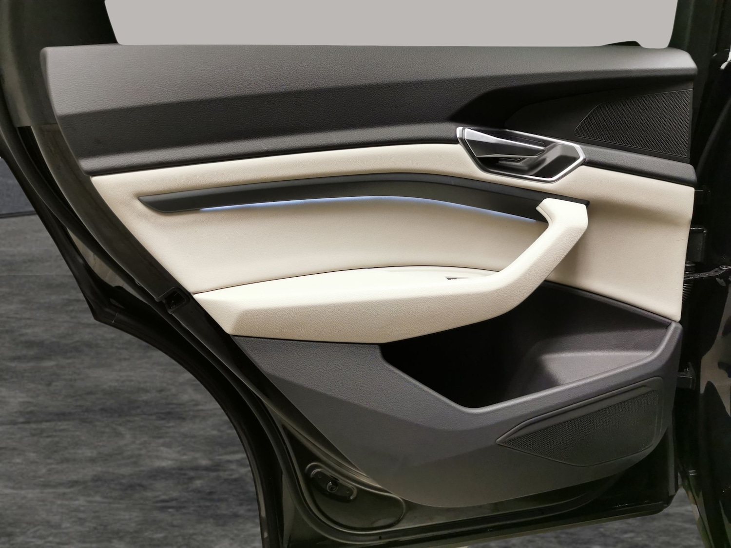 Used Audi e-tron 2021 for sale - 77005716: Photo 25