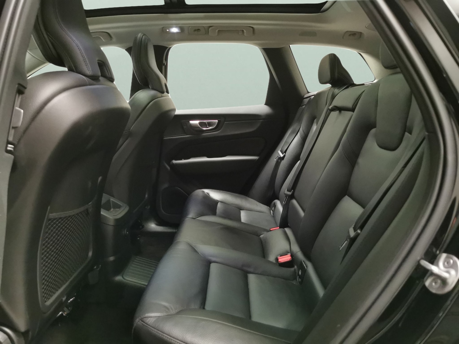 Used Volvo XC60 2023 for sale - 77281423: Photo 26