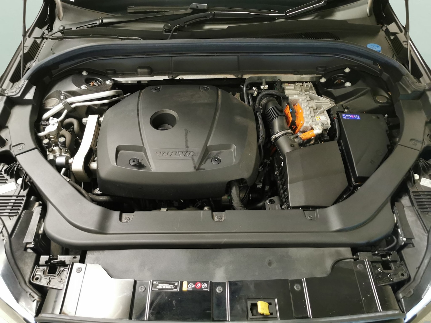 Used Volvo XC60 2023 for sale - 77281423: Photo 33