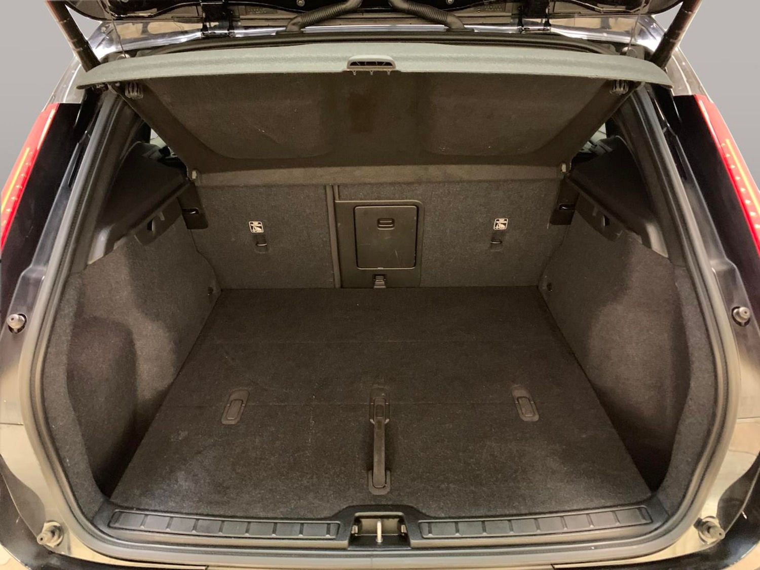 Vehicle 47