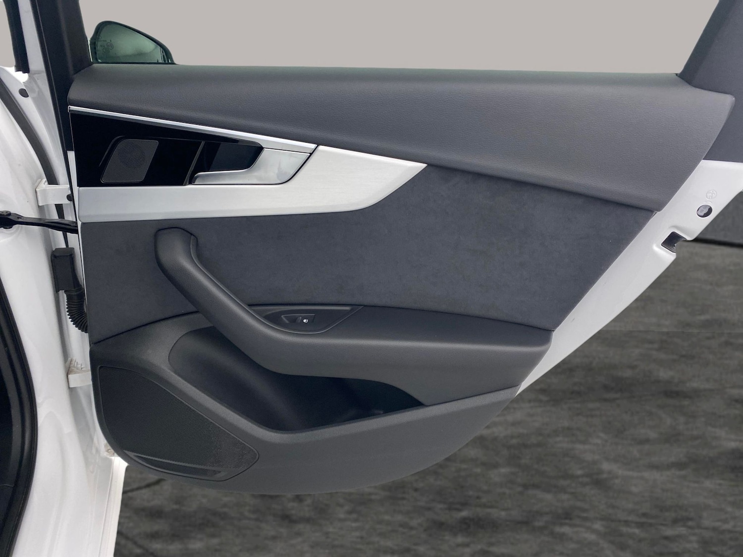 Used Audi A4 2023 for sale - 76320508: Photo 23