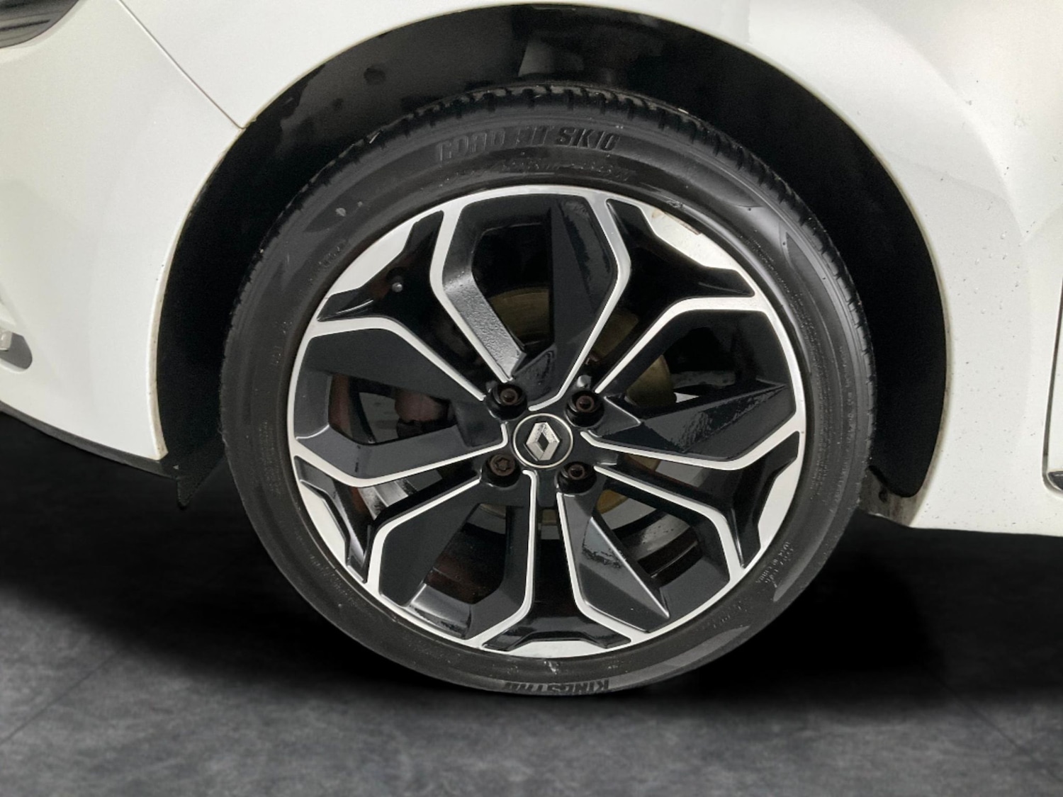 Used Renault Clio 2019 for sale - 76750376: Photo 18