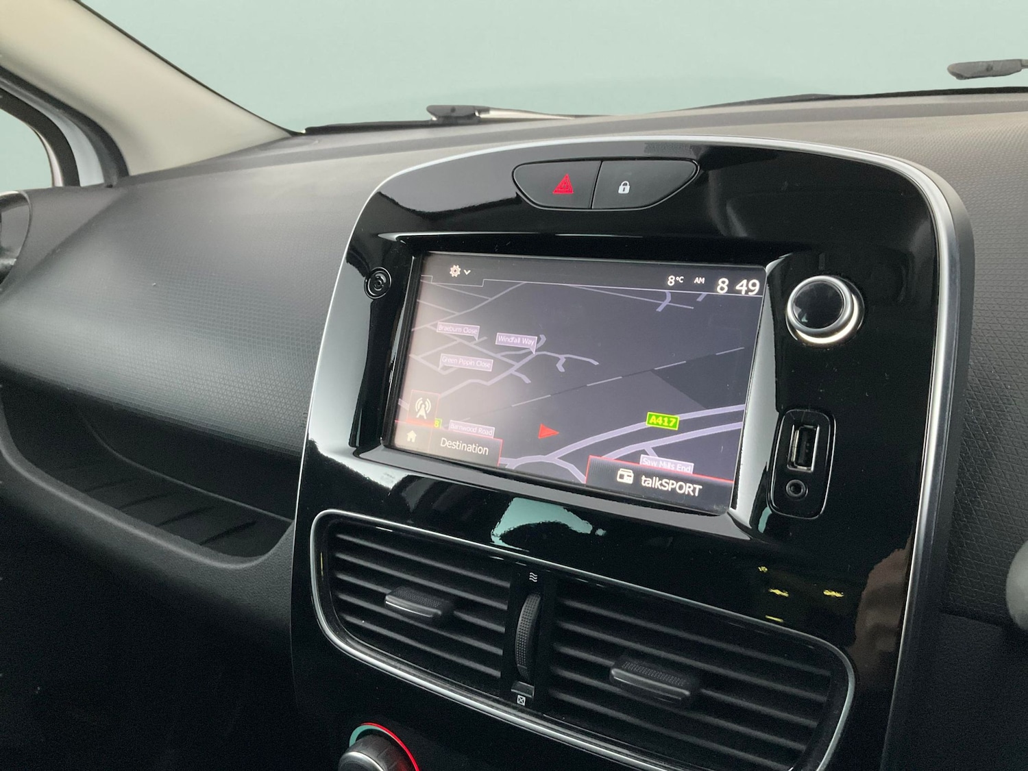 Used Renault Clio 2019 for sale - 76750376: Photo 5