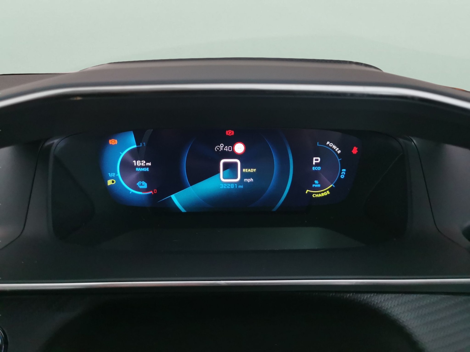 Used Peugeot E-2008 for sale - 77219176: Photo 25