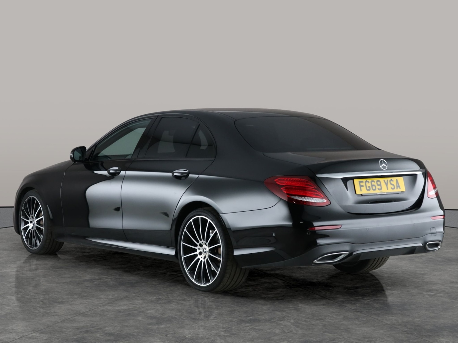 Used Mercedes-Benz E Class 2019 for sale - 76557213: Photo 12