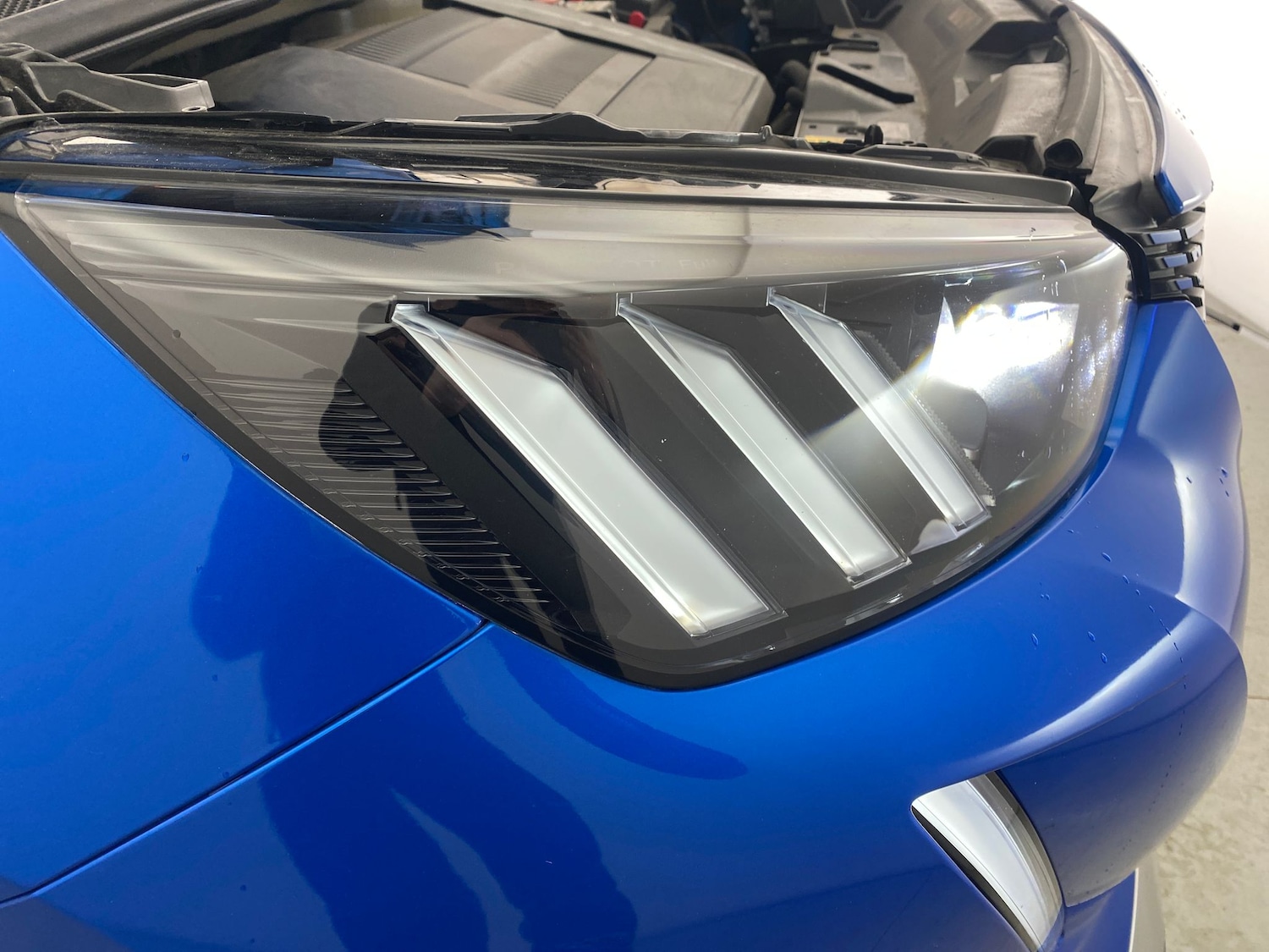 Used Peugeot E-2008 2022 for sale - 76403048: Photo 7