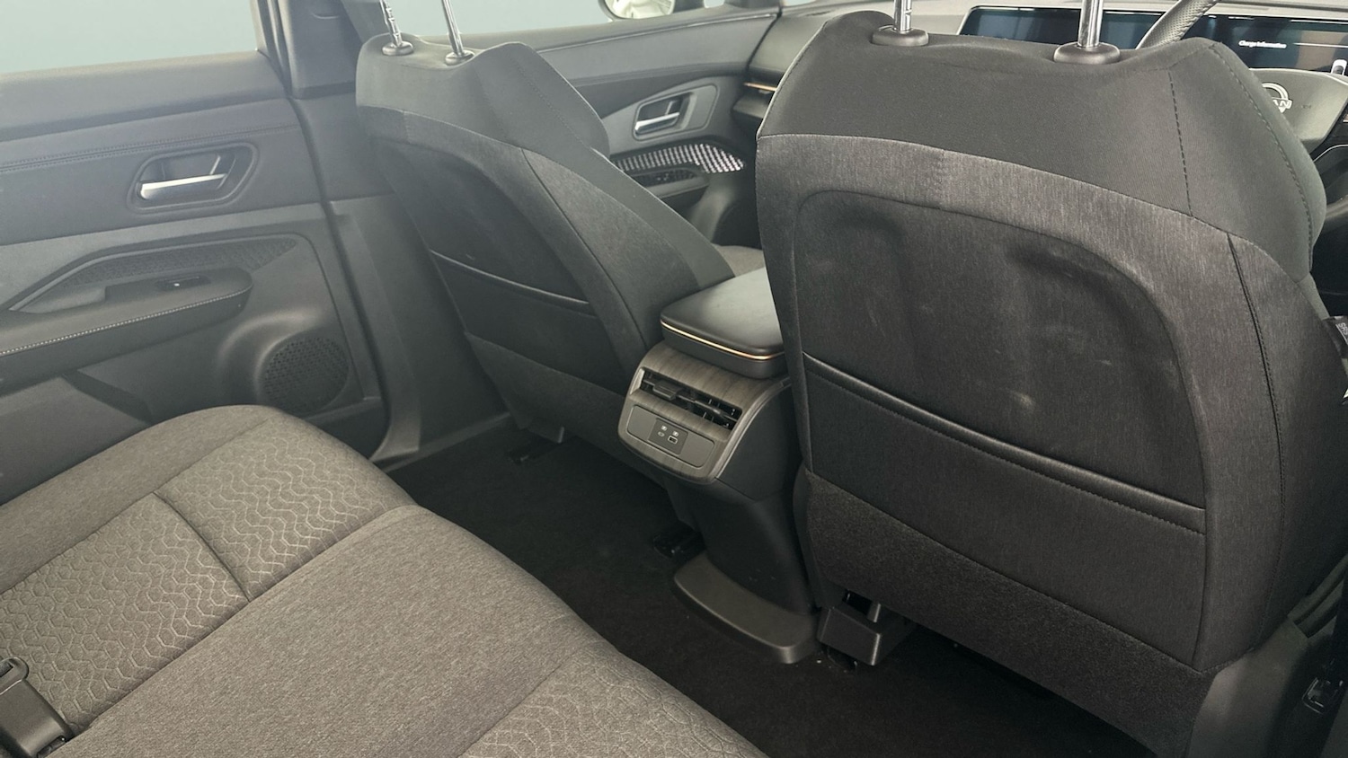 Used Nissan ARIYA 2024 for sale - 77918337: Photo 23