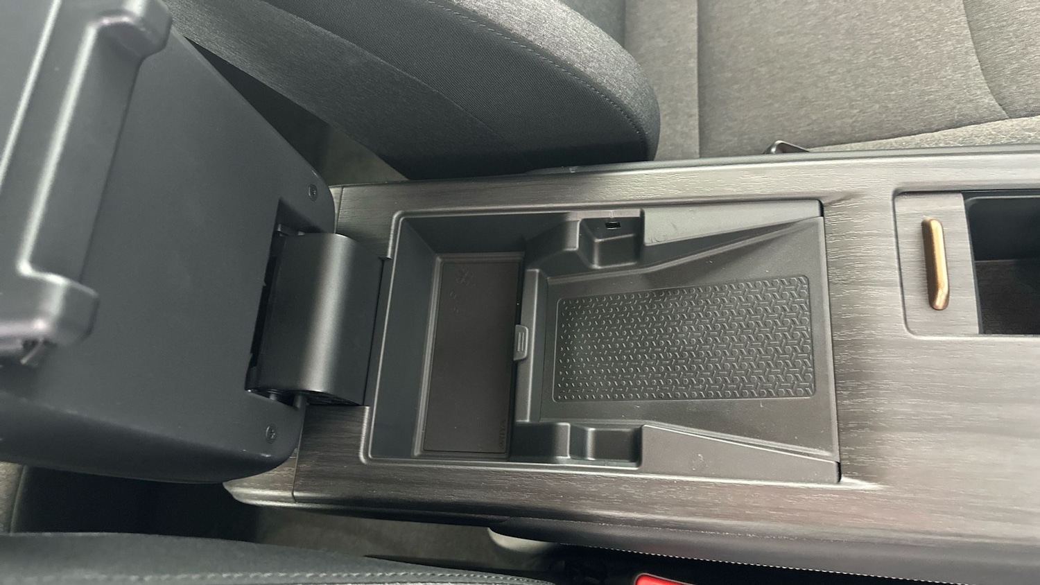 Used Nissan ARIYA 2024 for sale - 77918337: Photo 28