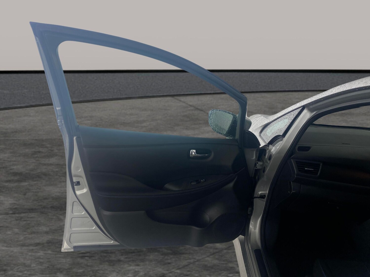 Used Nissan Leaf 2021 for sale - 77614924: Photo 23