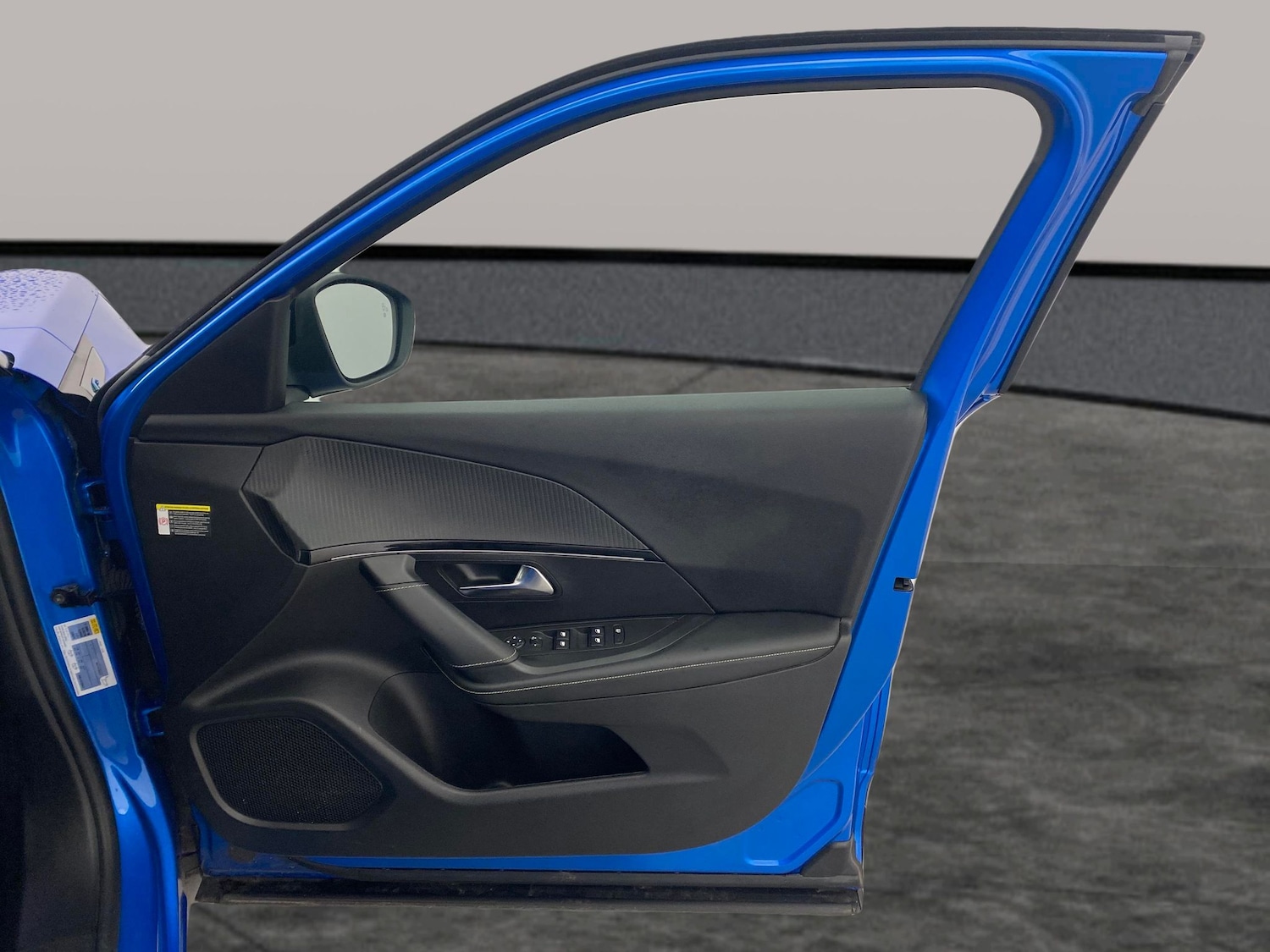 Used Peugeot E-2008 2022 for sale - 77079384: Photo 32