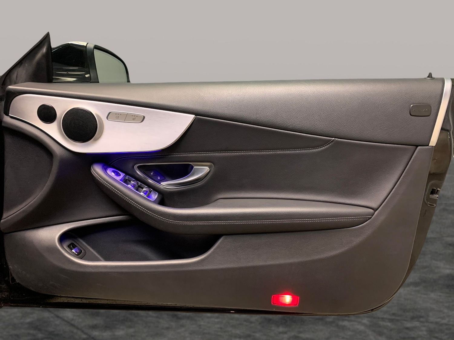 Used Mercedes-Benz C Class 2019 for sale - 77381367: Photo 31