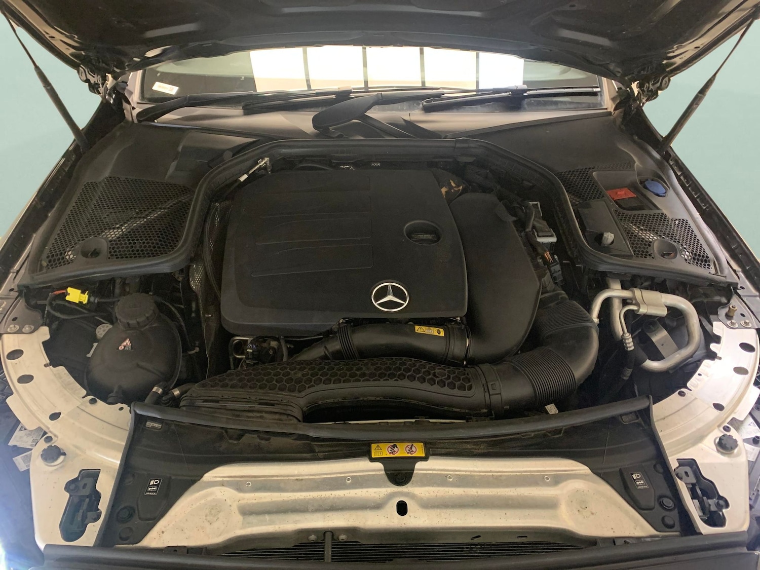 Used Mercedes-Benz C Class 2019 for sale - 77381367: Photo 33