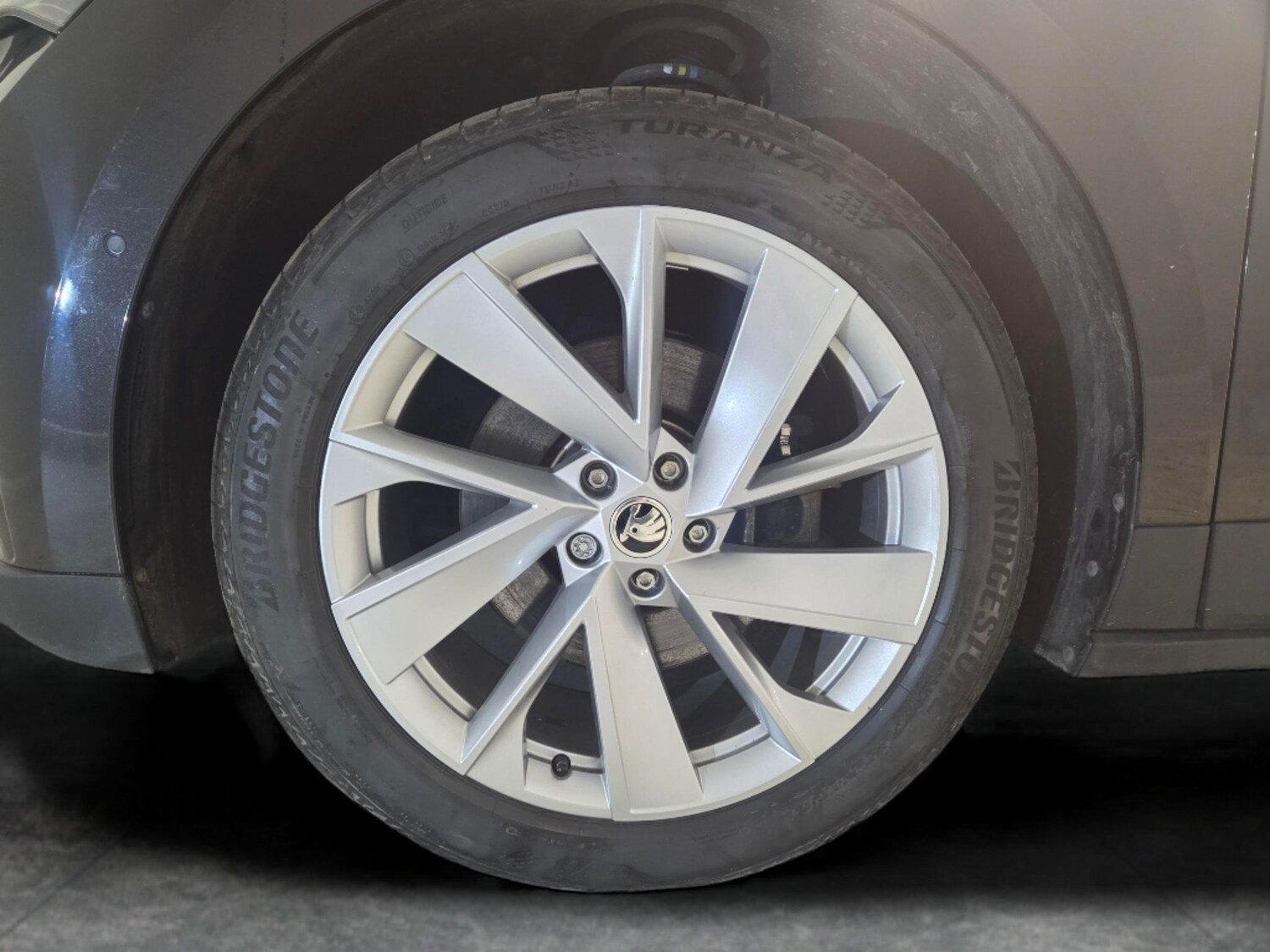 Used Skoda Enyaq 2023 for sale - 77543128: Photo 23