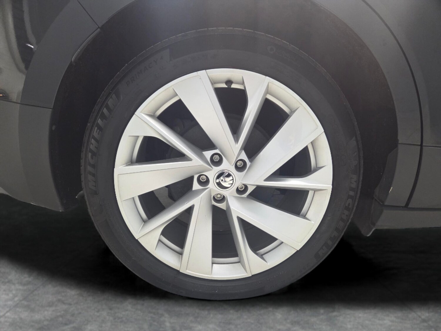 Used Skoda Enyaq 2023 for sale - 77543128: Photo 25