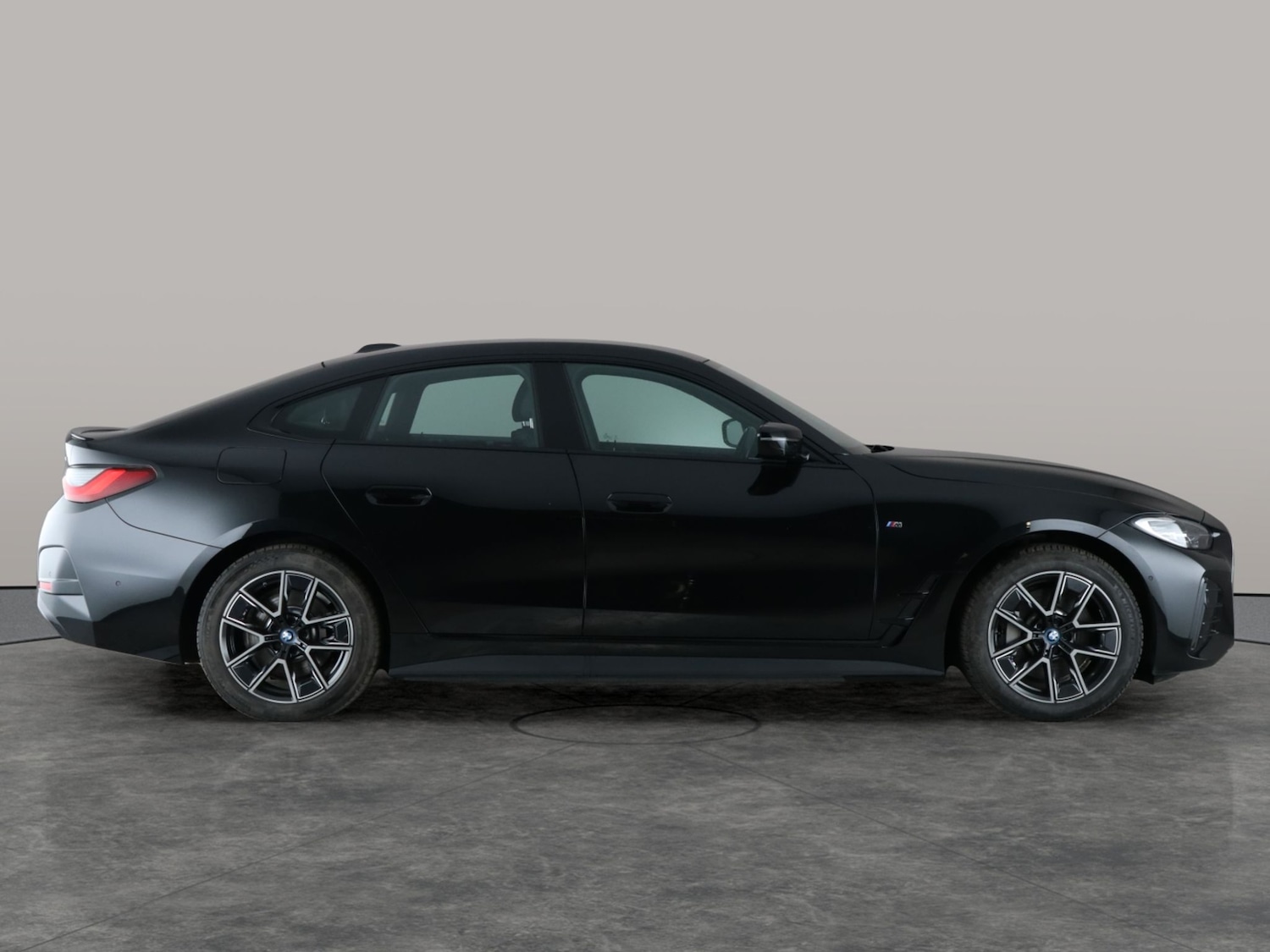 Used BMW i4 2022 for sale - 76420809: Photo 12