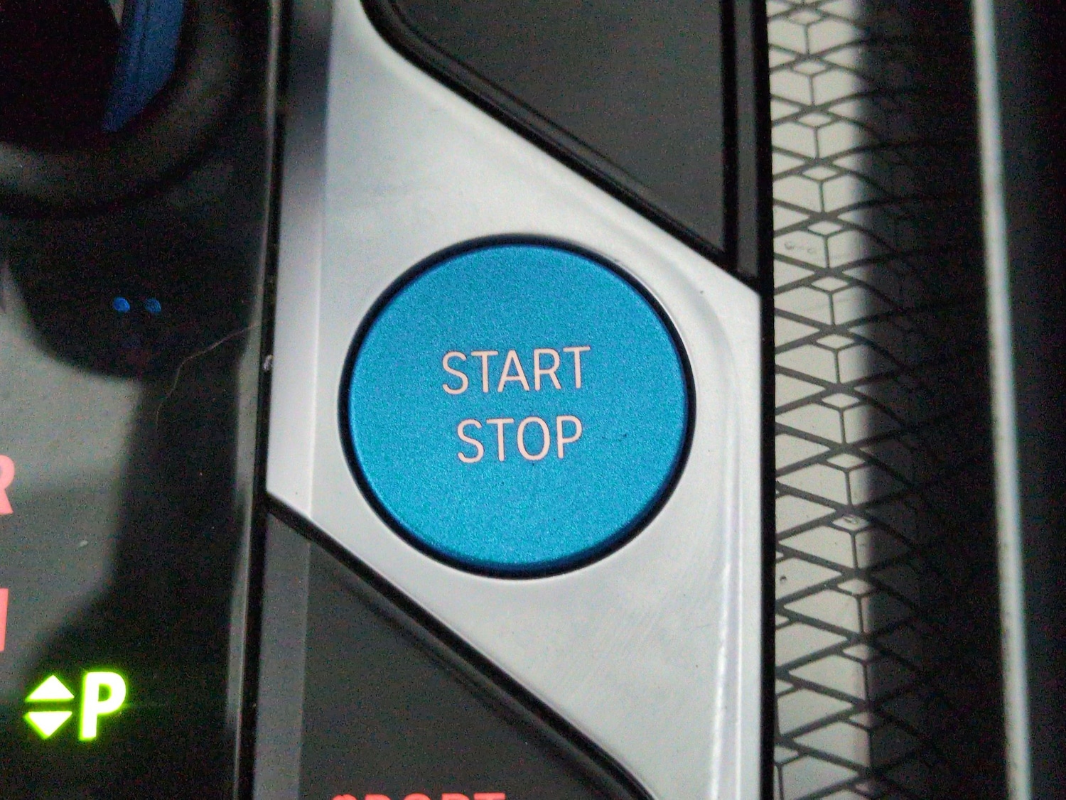 Used BMW i4 2022 for sale - 76420809: Photo 24