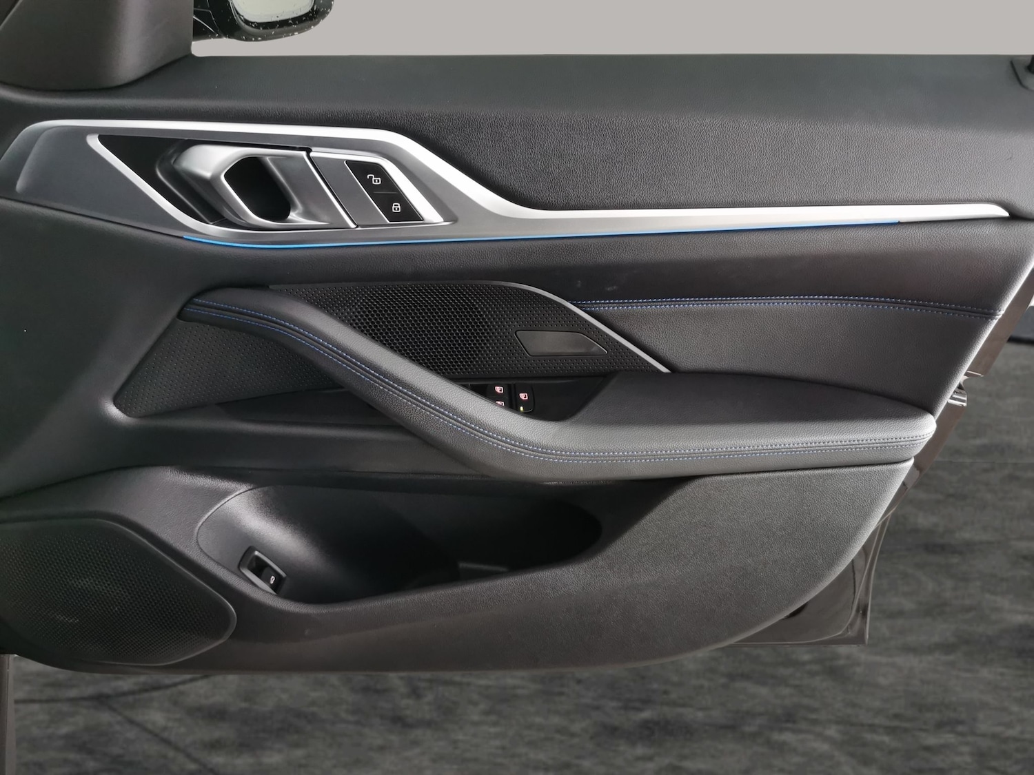 Used BMW i4 2022 for sale - 76420809: Photo 38