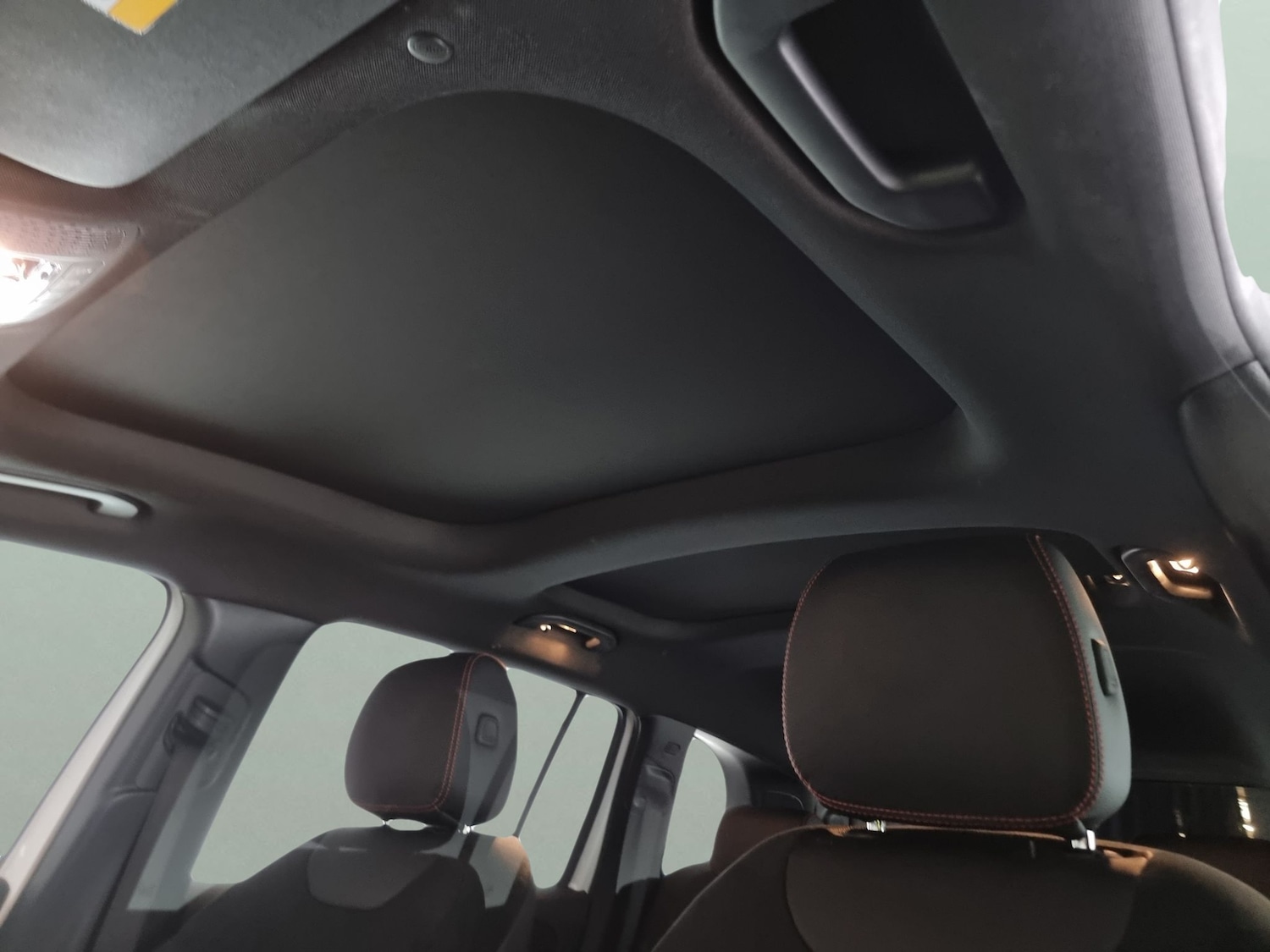 Used Mercedes-Benz GLB 2022 for sale - 76640917: Photo 5