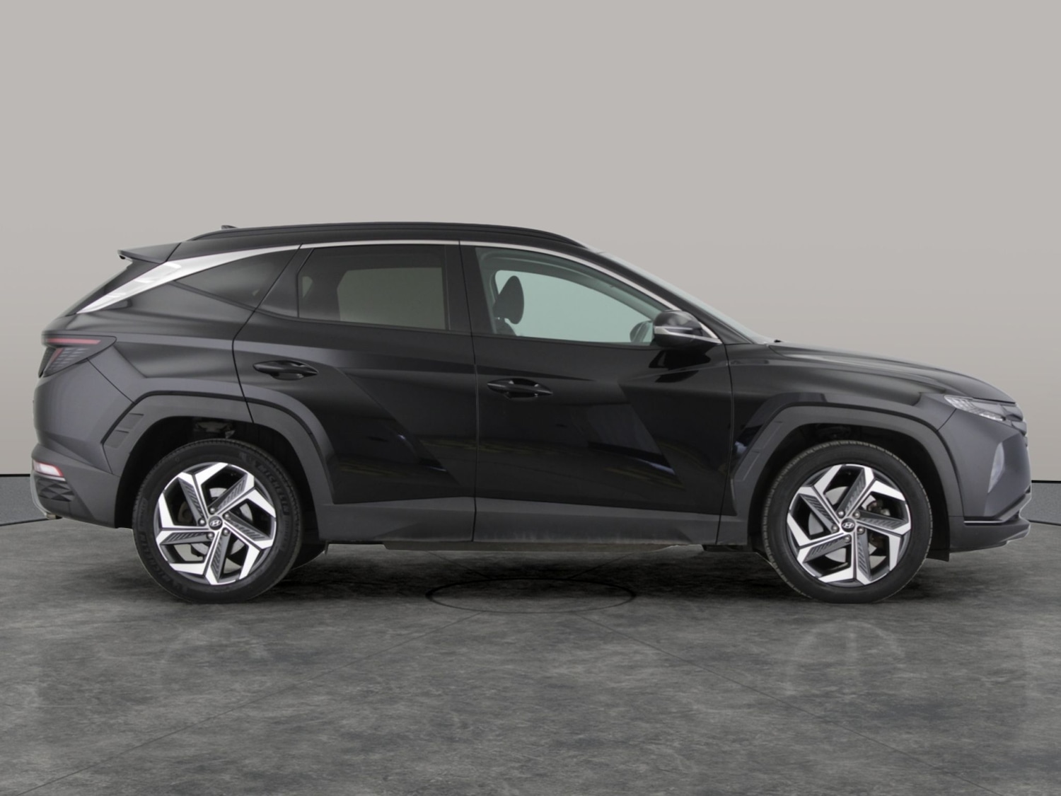 Used Hyundai TUCSON for sale - 76531963: Photo 9