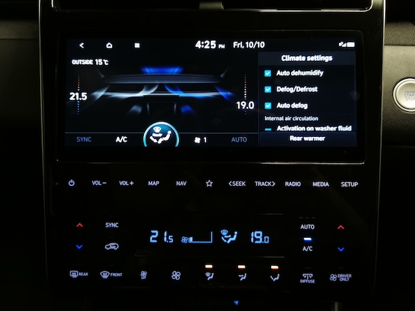 Used Hyundai TUCSON 2022 for sale - 76250001: Photo 26