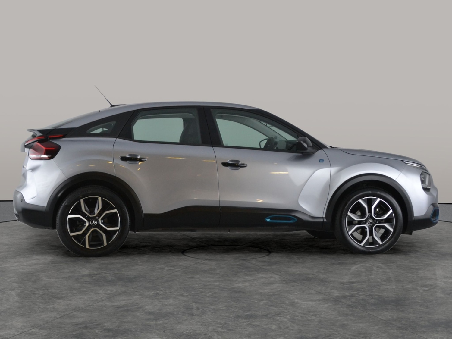 Used Citroen e-C4 2022 for sale - 76609892: Photo 9