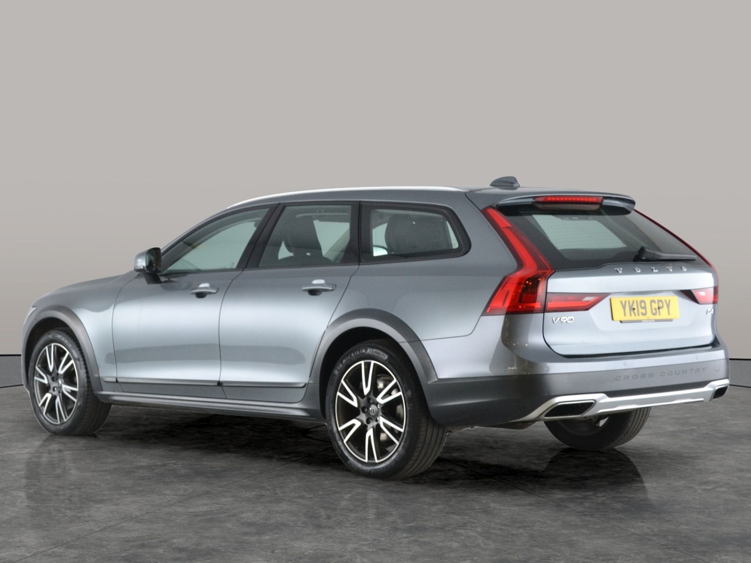Used Volvo V90 2019 for sale - 76046222: Photo 10