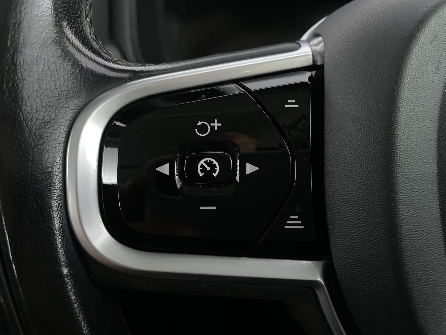 Used Volvo V90 2019 for sale - 76046222: Photo 35